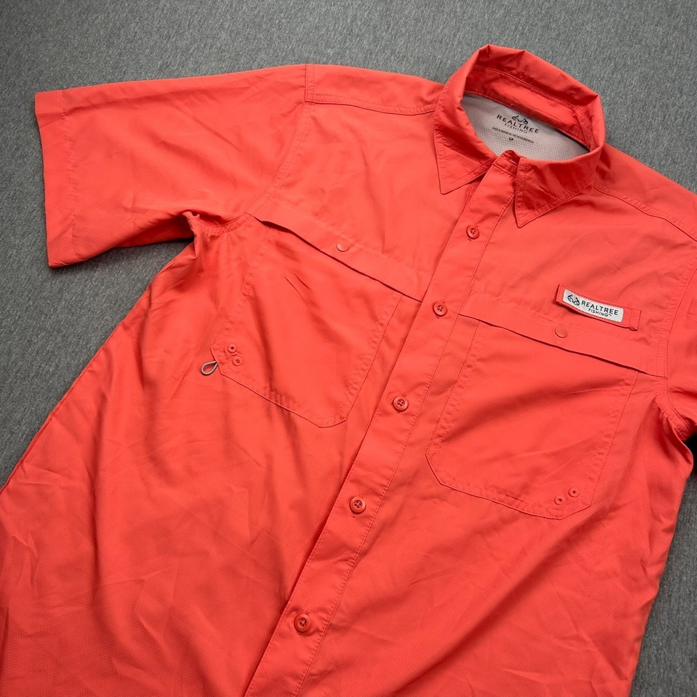Realtree Fishing Vented Short Sleeve Shirt Mens Small Short Sleeve Salmon